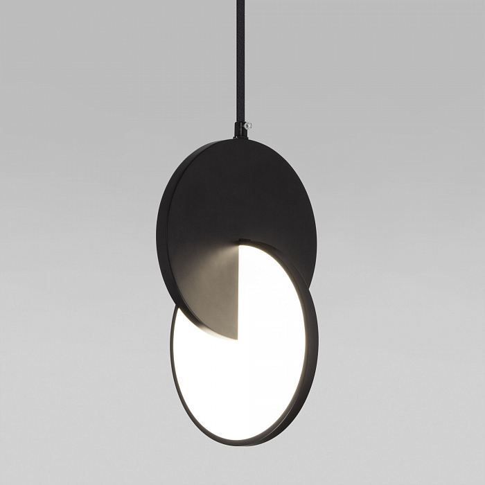 Светильник Eurosvet 50225/1 LED черный